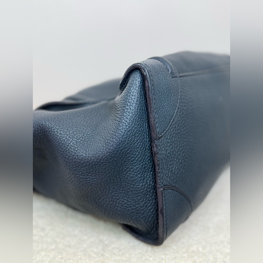 Celine Leather Luggage Phantom Tote in Charcoal - Picture 10 of 16